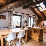 Le Rascard Domek alpejski *